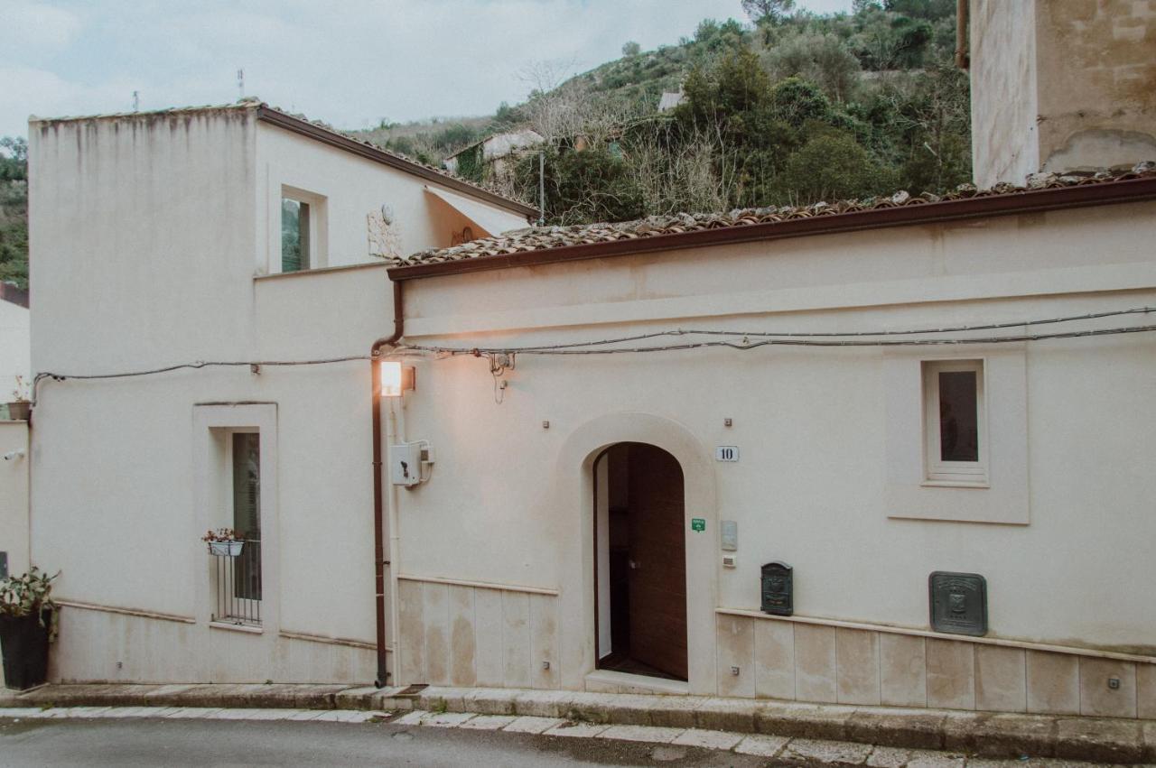 A Casa Di Grazia Bed & Breakfast Ragusa Dış mekan fotoğraf