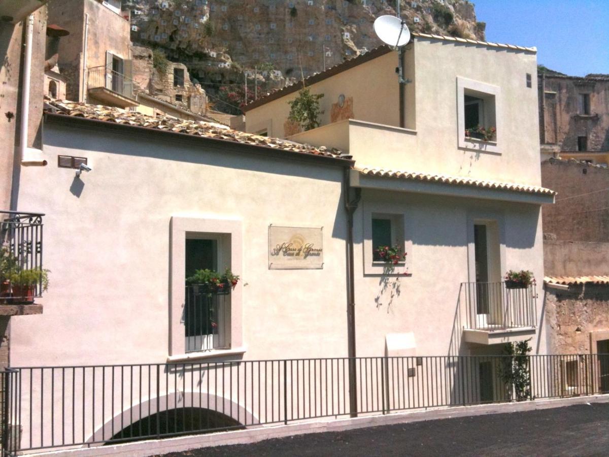 A Casa Di Grazia Bed & Breakfast Ragusa Dış mekan fotoğraf