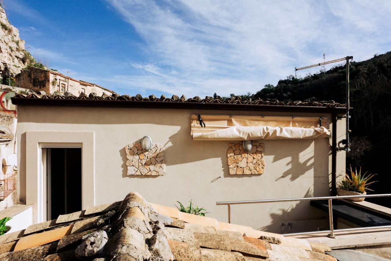 A Casa Di Grazia Bed & Breakfast Ragusa Dış mekan fotoğraf