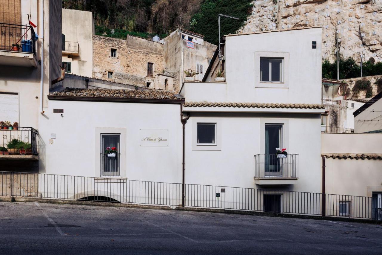 A Casa Di Grazia Bed & Breakfast Ragusa Dış mekan fotoğraf